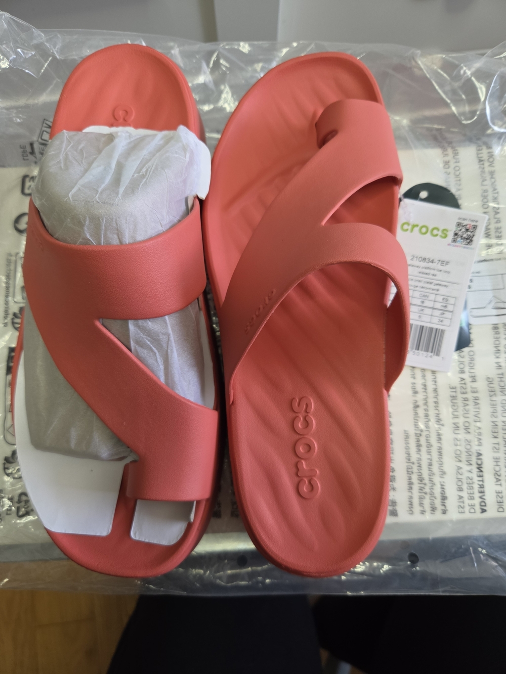 CROCS Women's Getaway Platform Coral (Relaxed Red) Slide Sandals